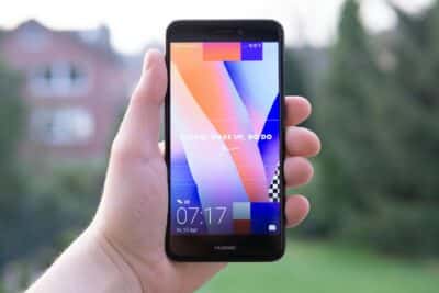 black huawei android smartpho